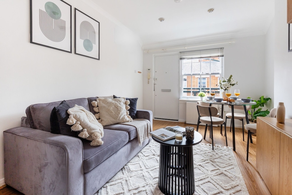 Cozy 1BR Apartment near Covent Garden