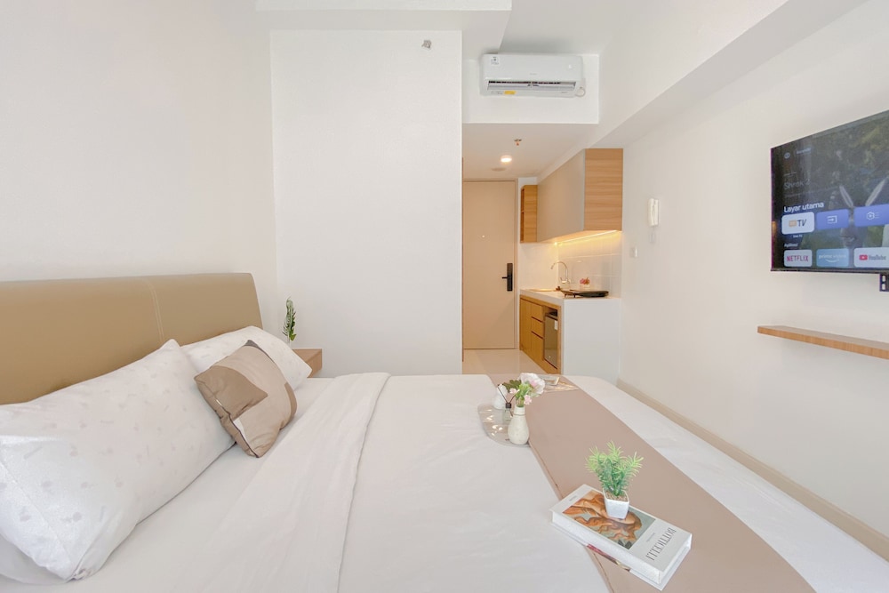 Best Studio Room At Tokyo Riverside Pik 2 Apartment