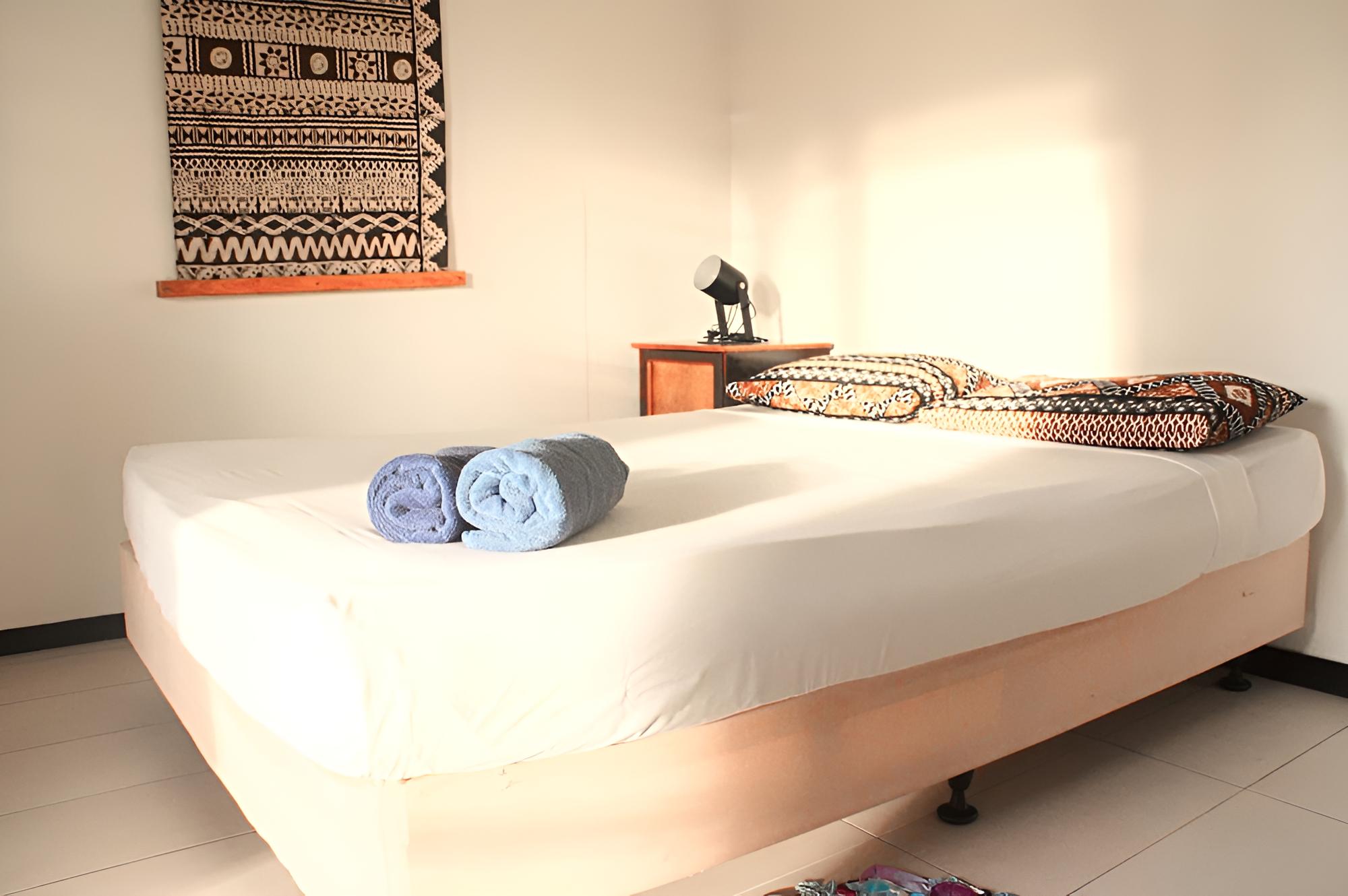 Travellers Beach Resort - Hostel