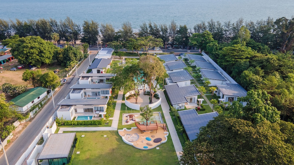 The Season Resort Rayong