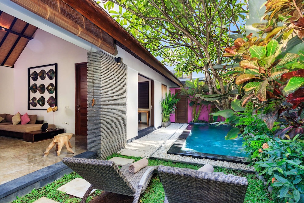 Beautiful Villa With Private Pool, Bali Villa 2011 view 4