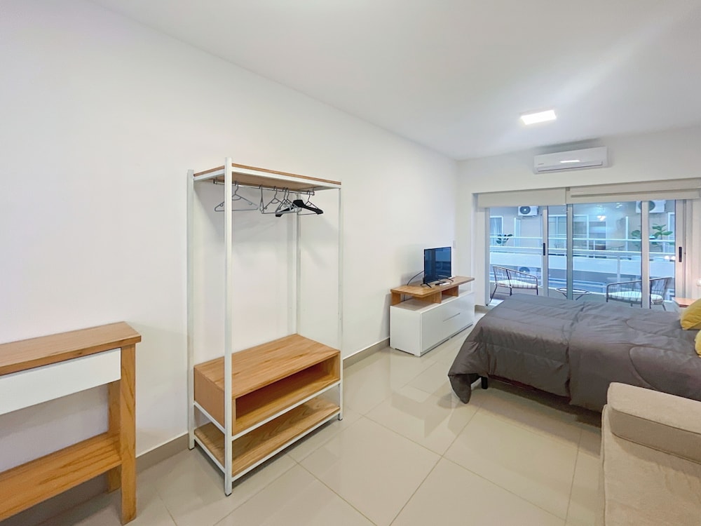 Ayres Suites Moreno