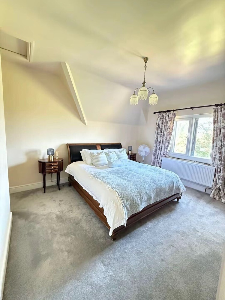 Grange Cottage Retreat in Bolton