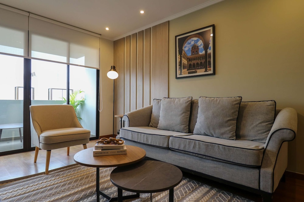 w Magnificent 3BR in the Heart of Barranco