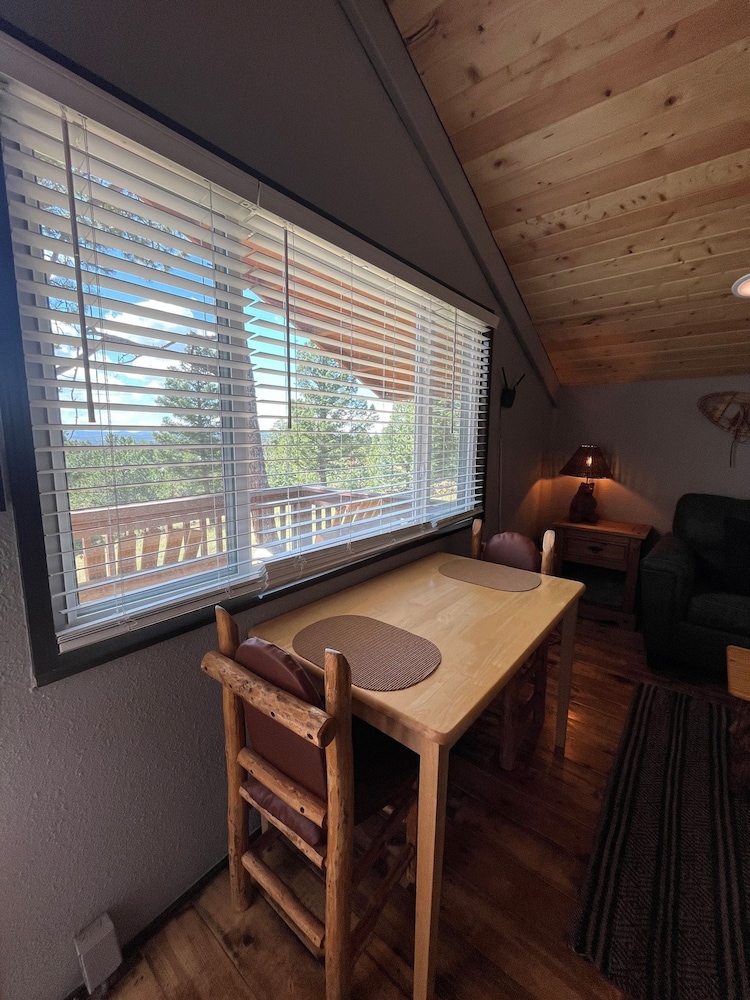 Perch Point- Hikers Dream Cabin Base