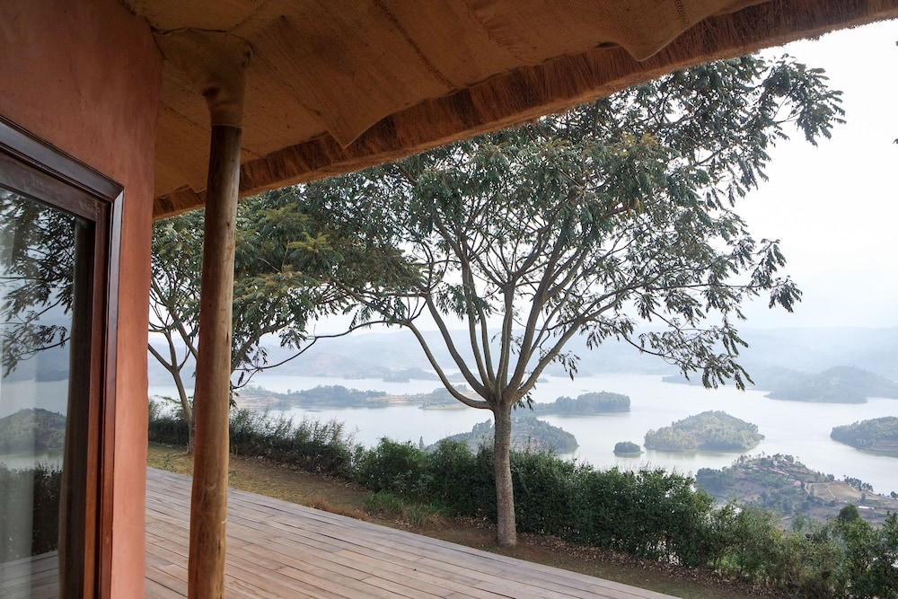 Arcadia Lodges Lake Bunyonyi