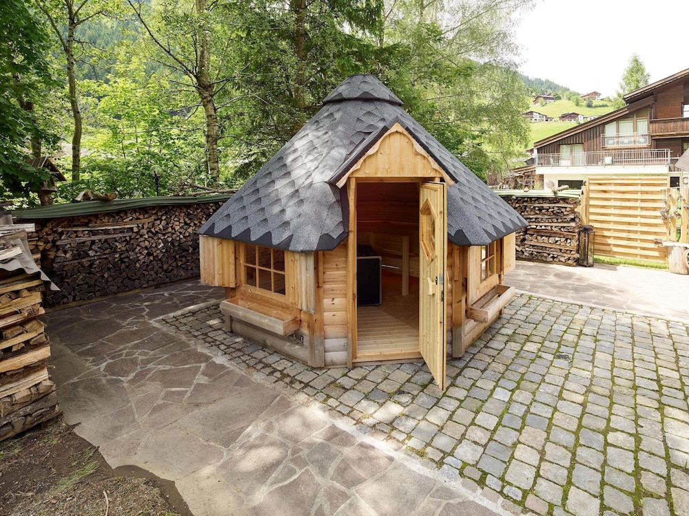Hotel Monika & Montafon Chalets