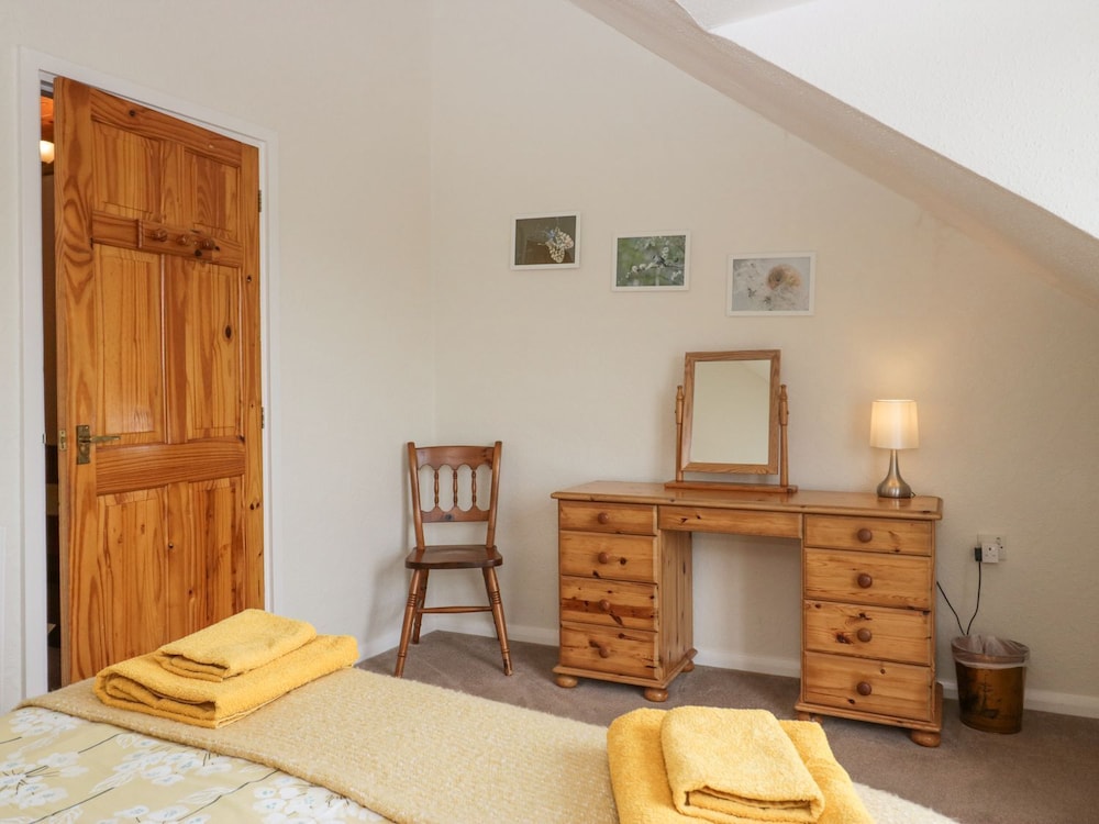 Lazey Cottage