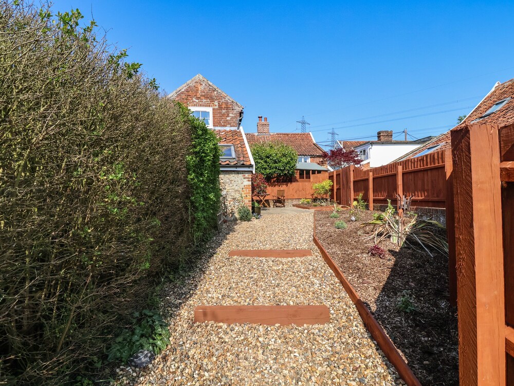 Admiral Cottage