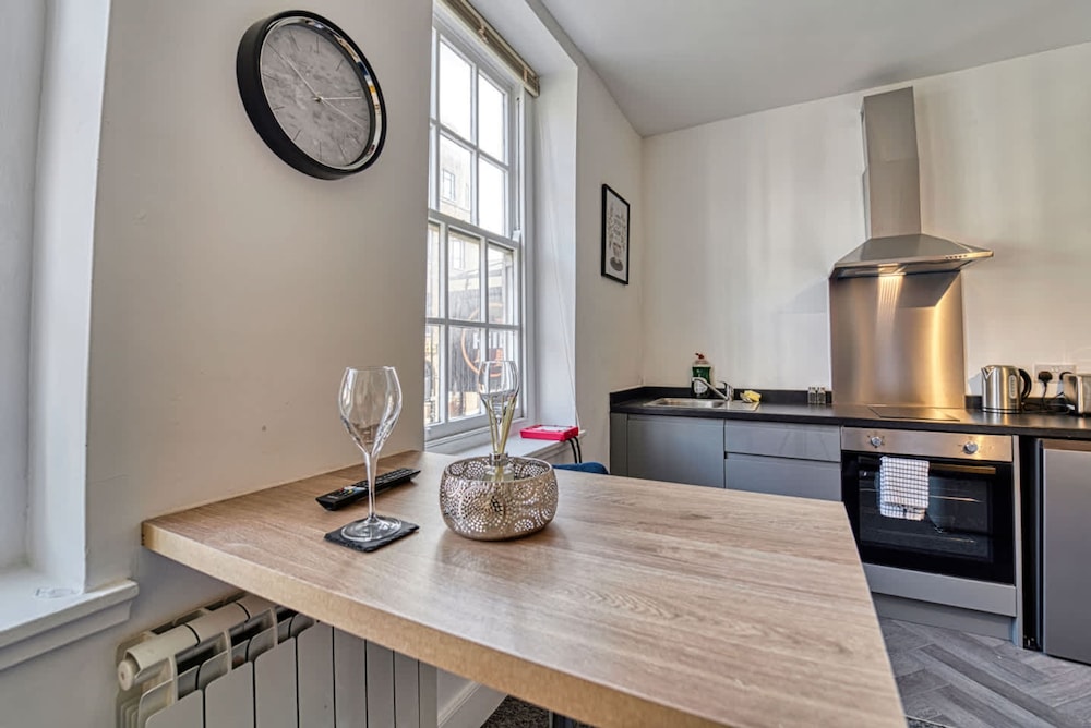 Host Stay Hills Apartment