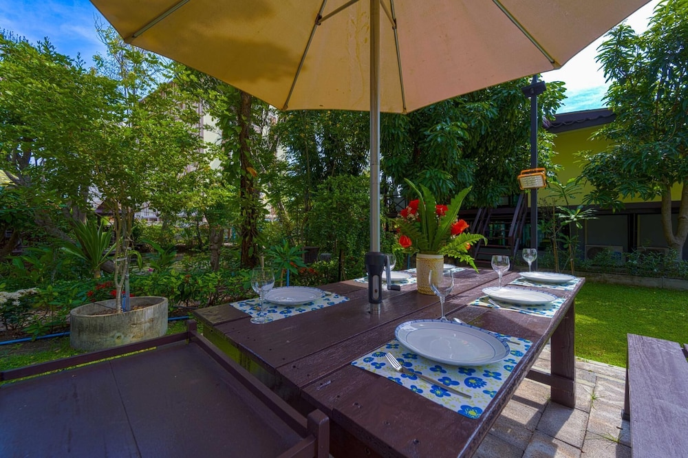 Fantastic Resort Near Town Location BS88