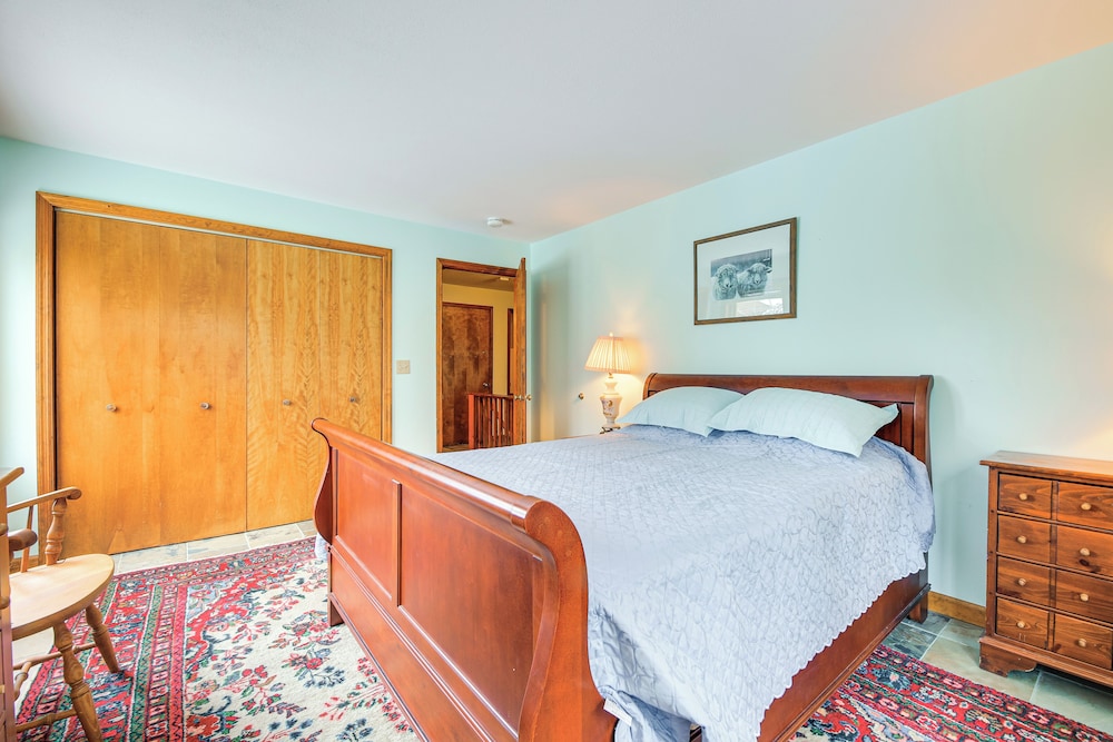 1 Mi to Killington Resort: Townhome w/ Dry Sauna!