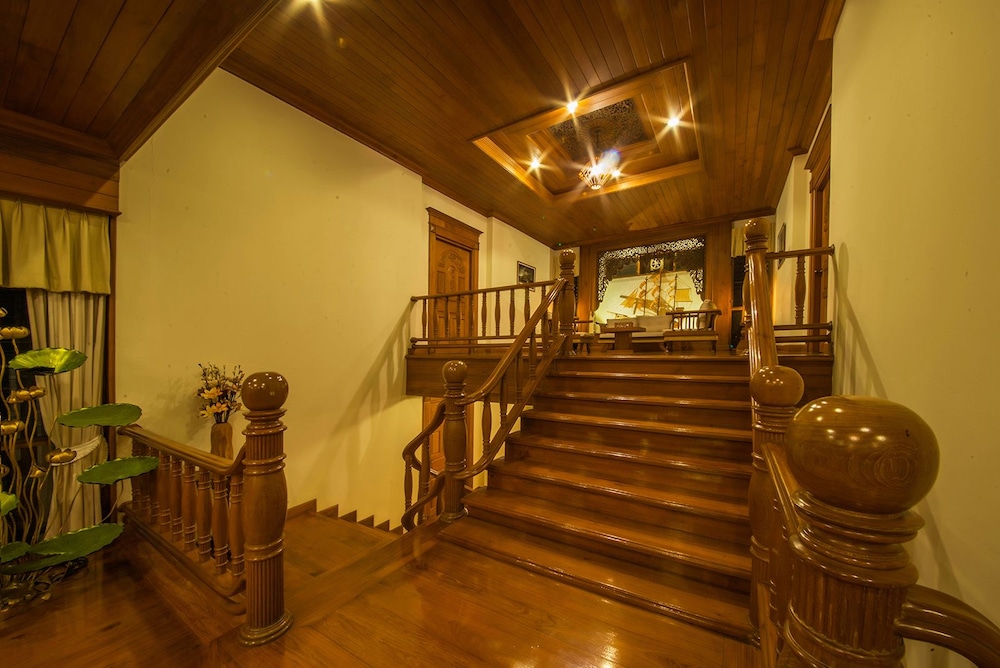 LPC Holiday Villa