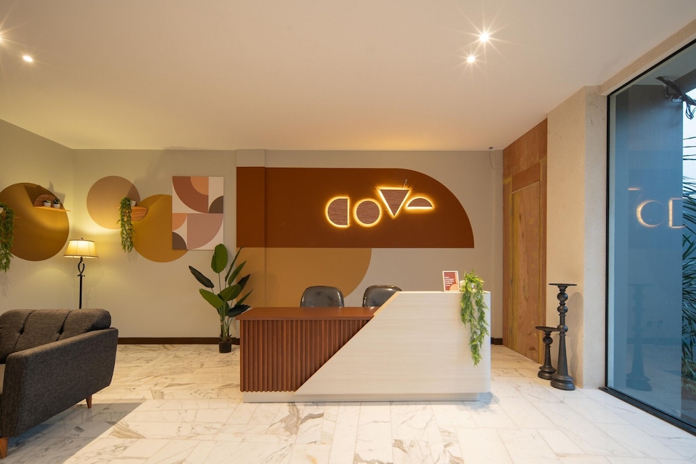 Cove Rumaya