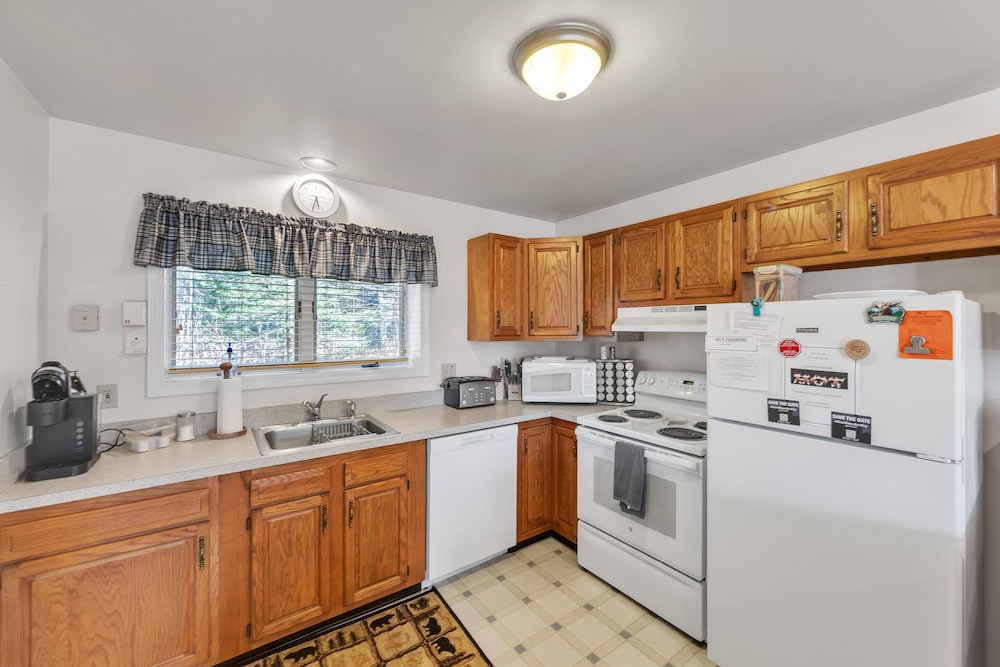 Uncas 16n - Spacious & Scenic Townhome 2 Bedroom Townhouse by The Summit at Gore Mountain
