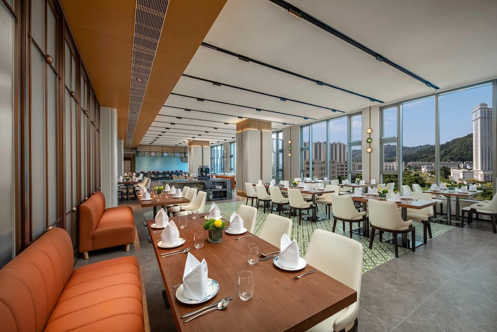 Days Hotel by Wyndham Zhuhai Jinwan