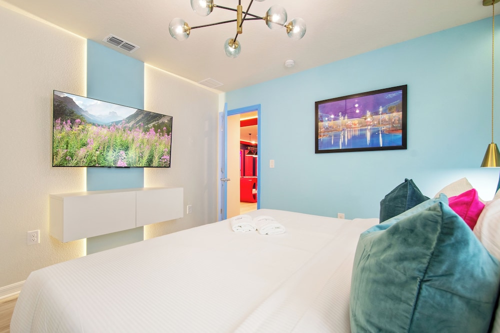 15993CCL Windsor Cay Resort