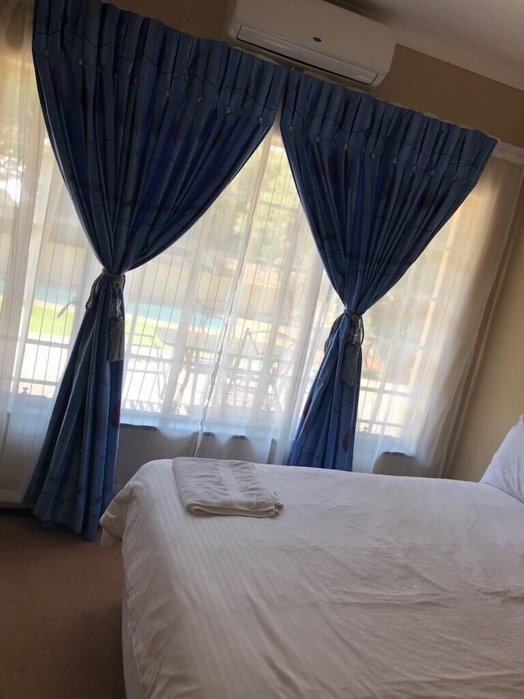 Khuvena Guest House