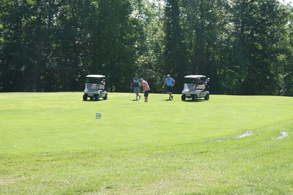 Lakewoods Resort & Lodge