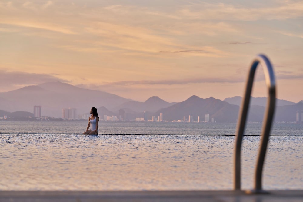 Luxury Marriot Resort & Spa - Nha Trang