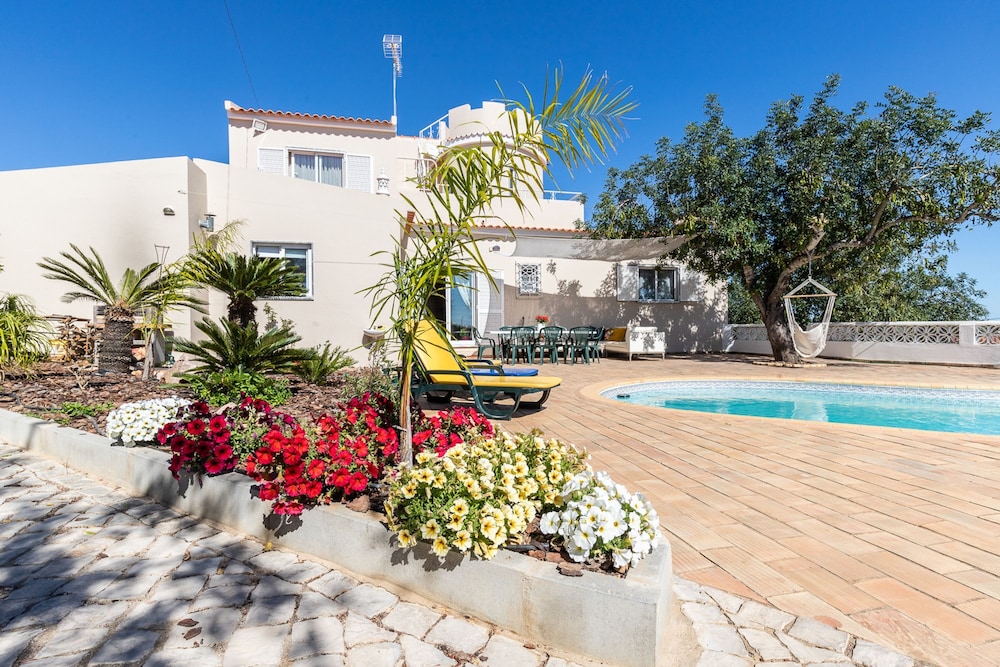Looking to Landscape Sea View Private Pool Villa
