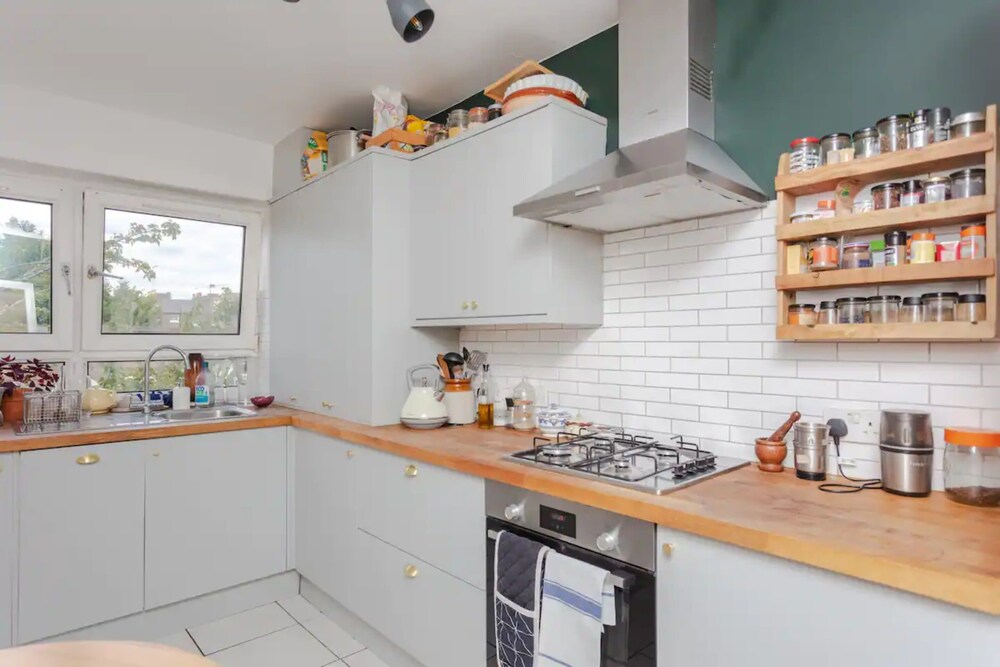 Cosy 2 Bedroom Apartment in Bethnal Green Near Victoria Park