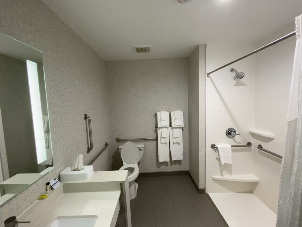 Holiday Inn Express Pineville-Alexandria Area, an IHG Hotel - Property Image 57