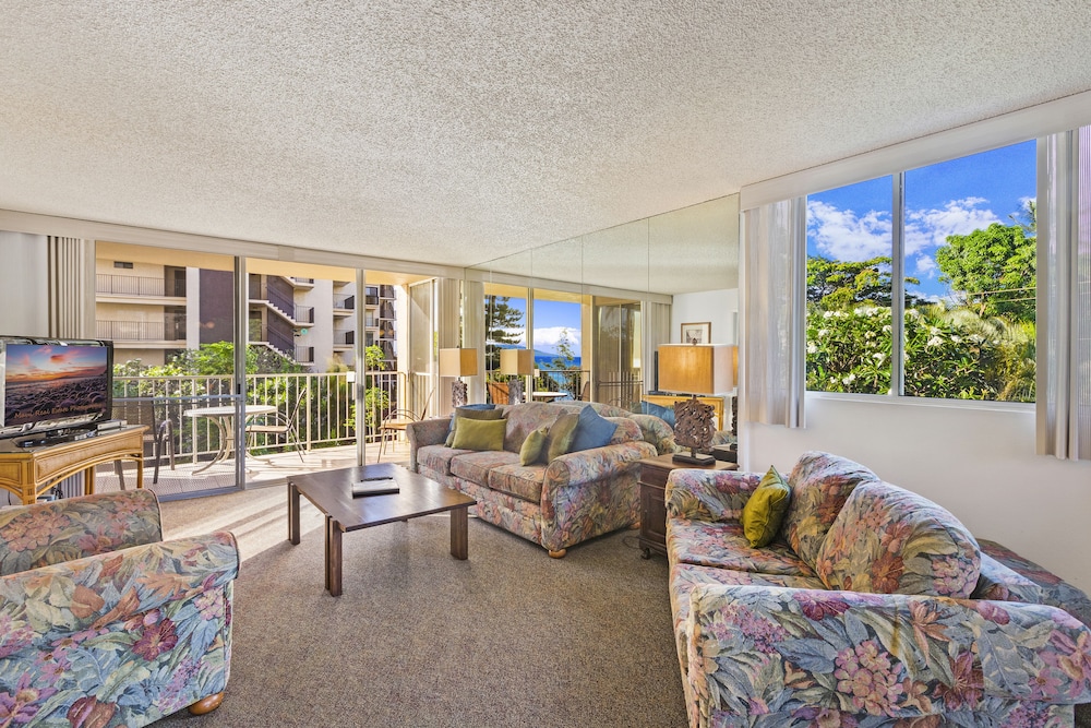 Royal Kahana Resort by rkmaui