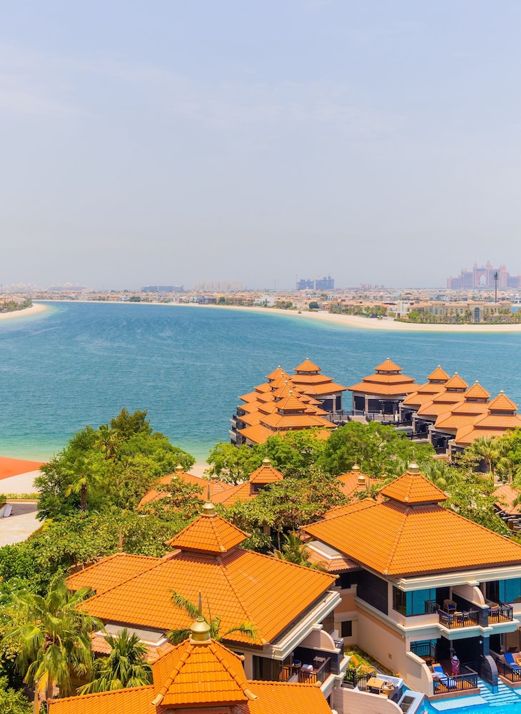 EDEN'S Homes & Villas - Anantara Palm Residences