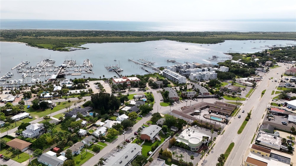 Charming St. Augustine Getaway Near Lighthouse & Historic District