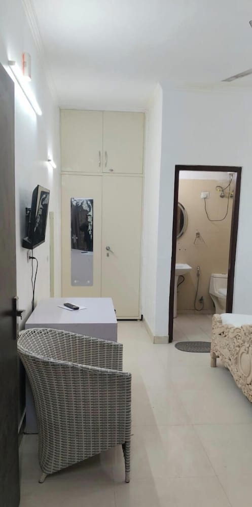 Poonam Villas