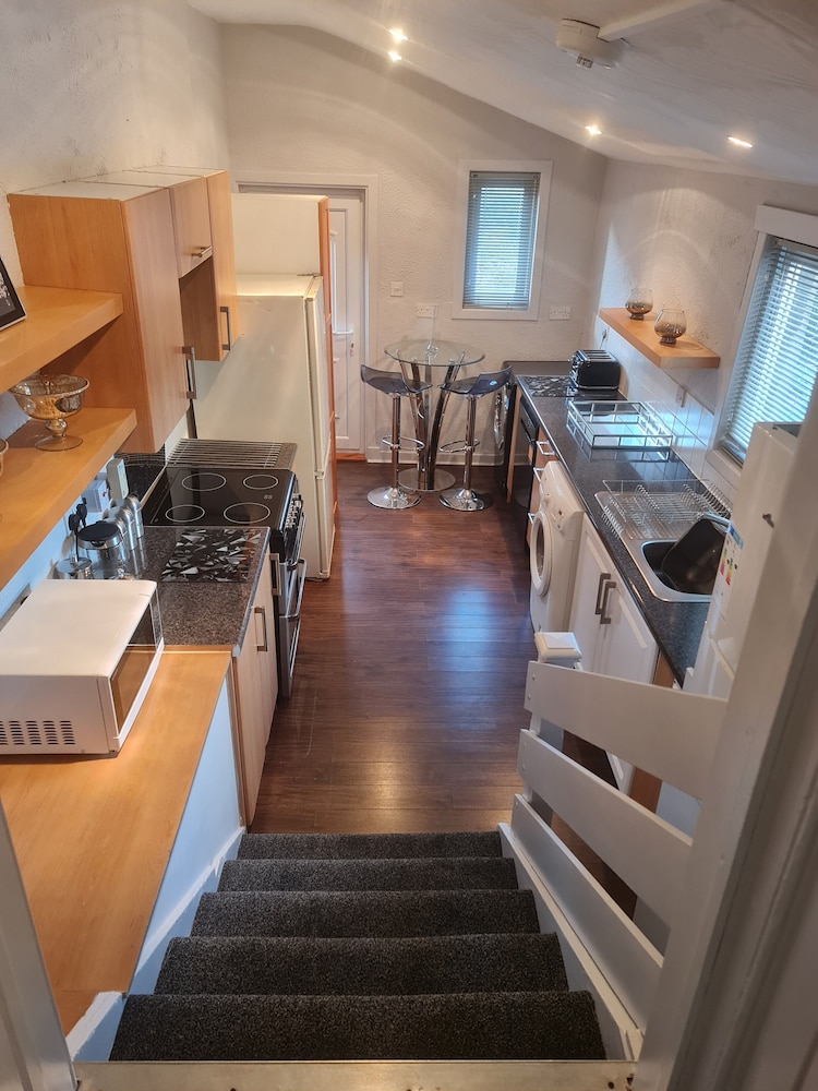 Robert The Bruce Apartment