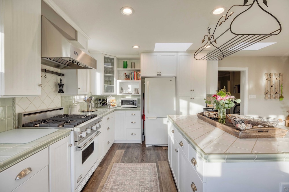 Luxury Wine Country Haven Vineyard Views Near Top Wineries Adelaida Farmhouse