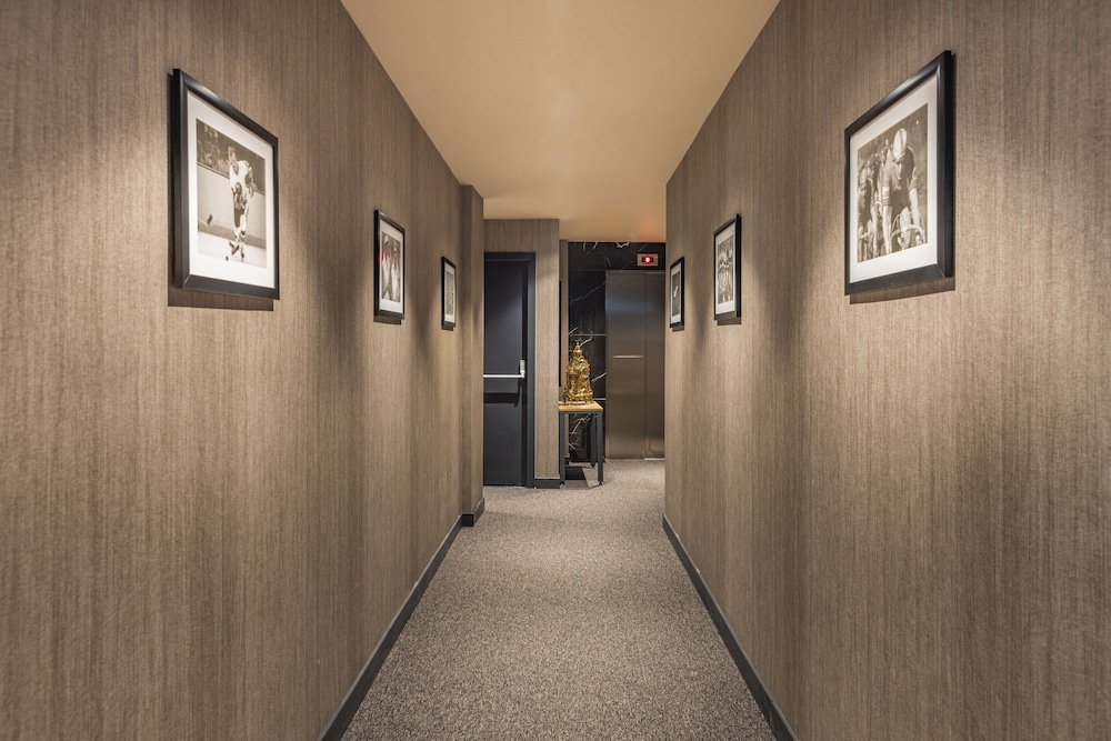 Marius Otel - Image 61