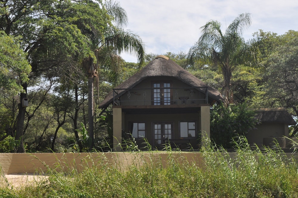 Hakusembe River Lodge, photo 77