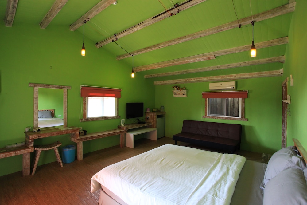 Photo 13