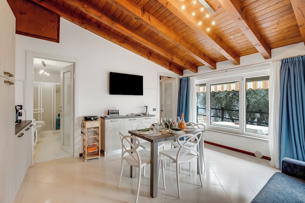 Gargnano Apartments