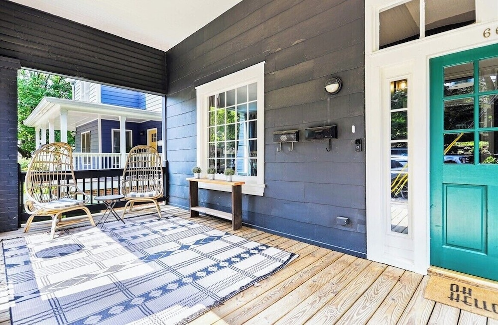 Stylish Oasis in Prime Location