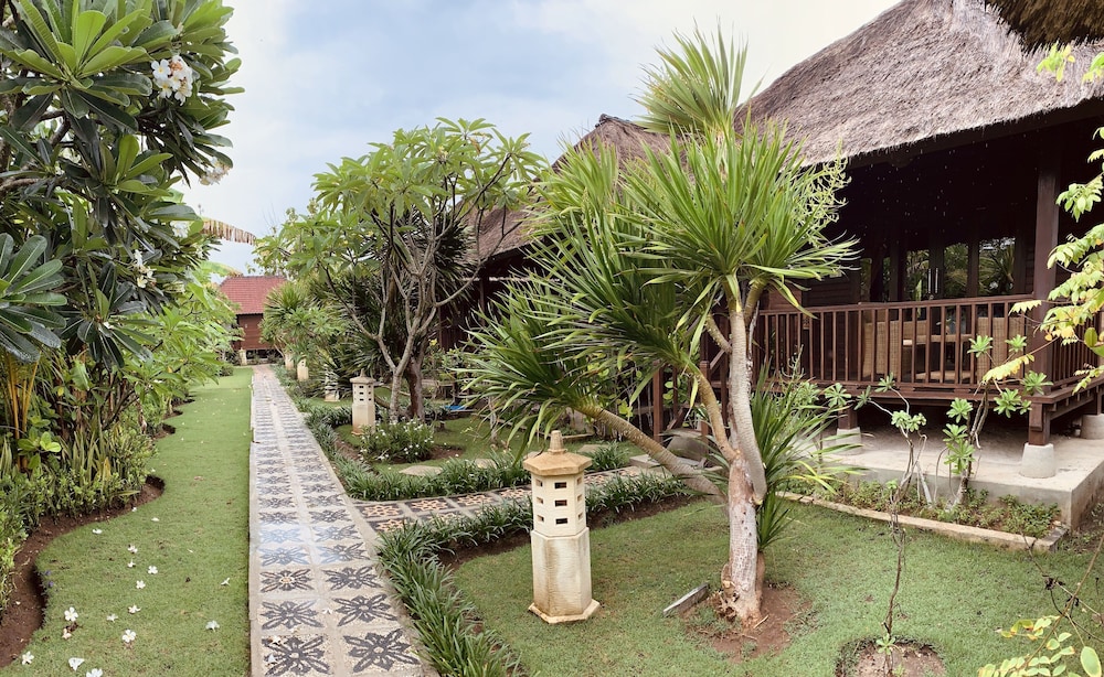 The Akah Cottage