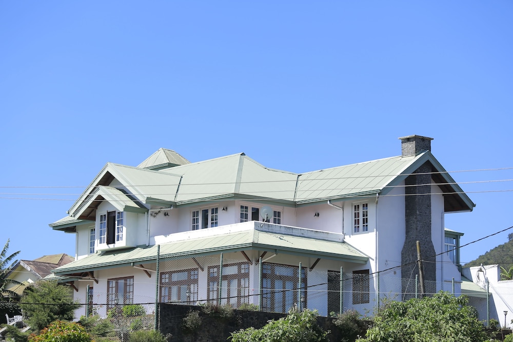 Sanctuary Hills