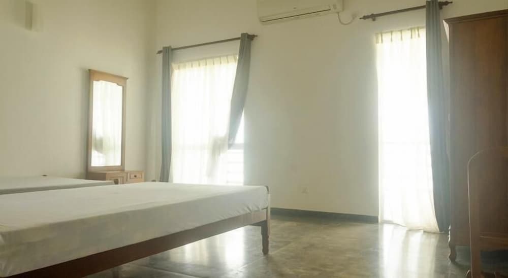 Muhudu Rella Villa