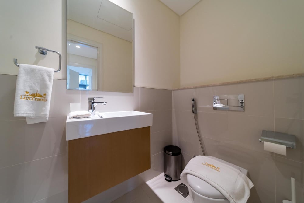 1BR Apt Brand New Spectacular Views Downtown