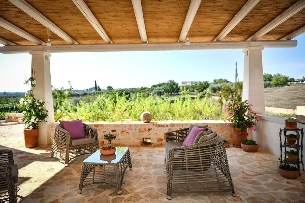 Trulli Laetitia