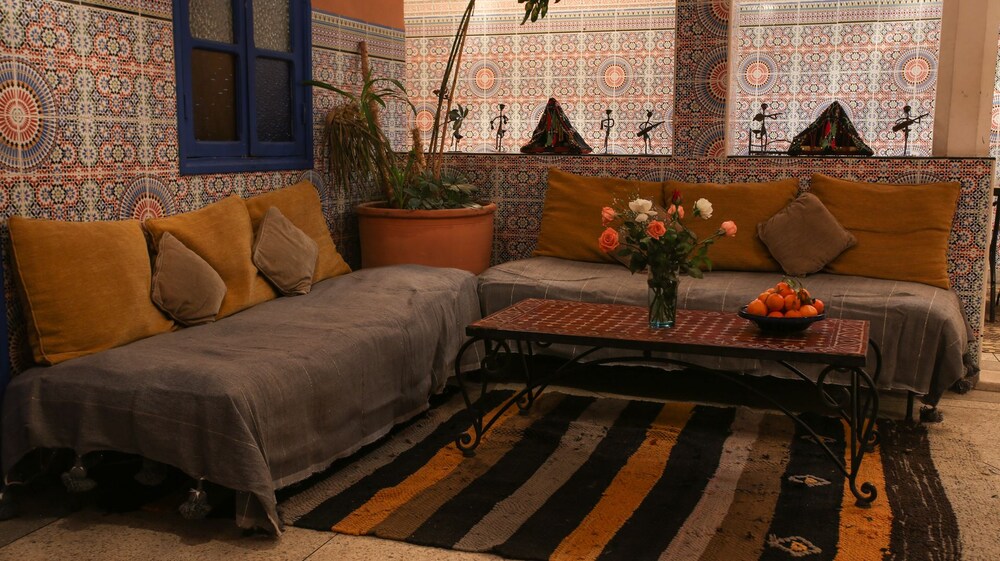 lounge