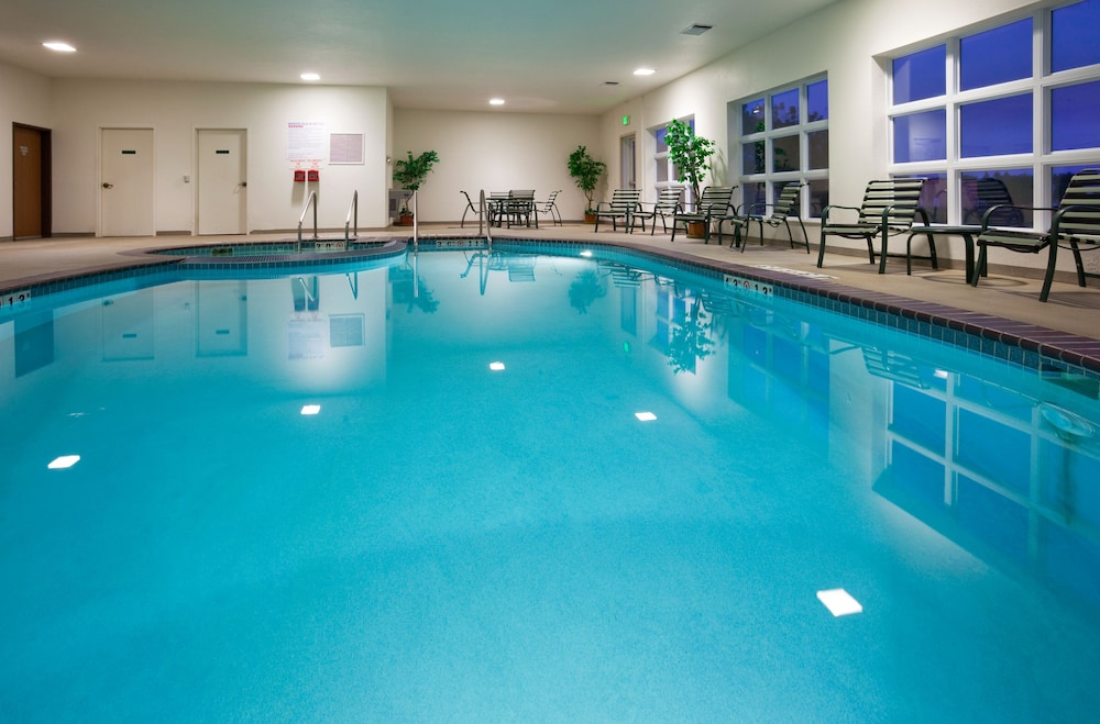 Stevens Point Vacations - Holiday Inn Express and Suites Stevens Point, an IHG Hotel - Property Image 39