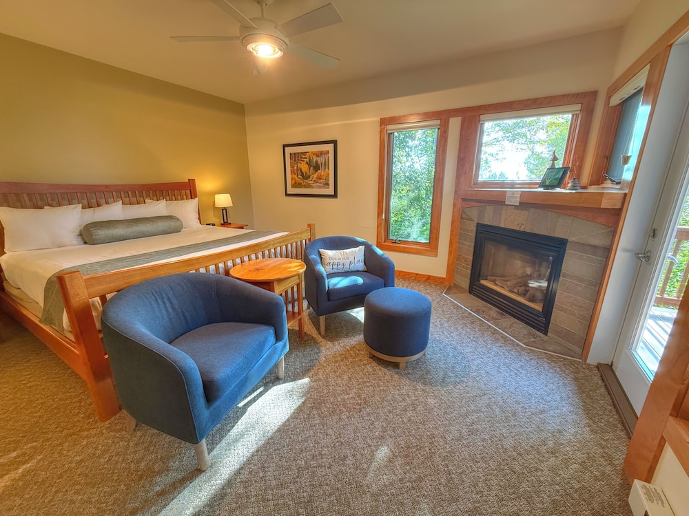 Poplar River Condos