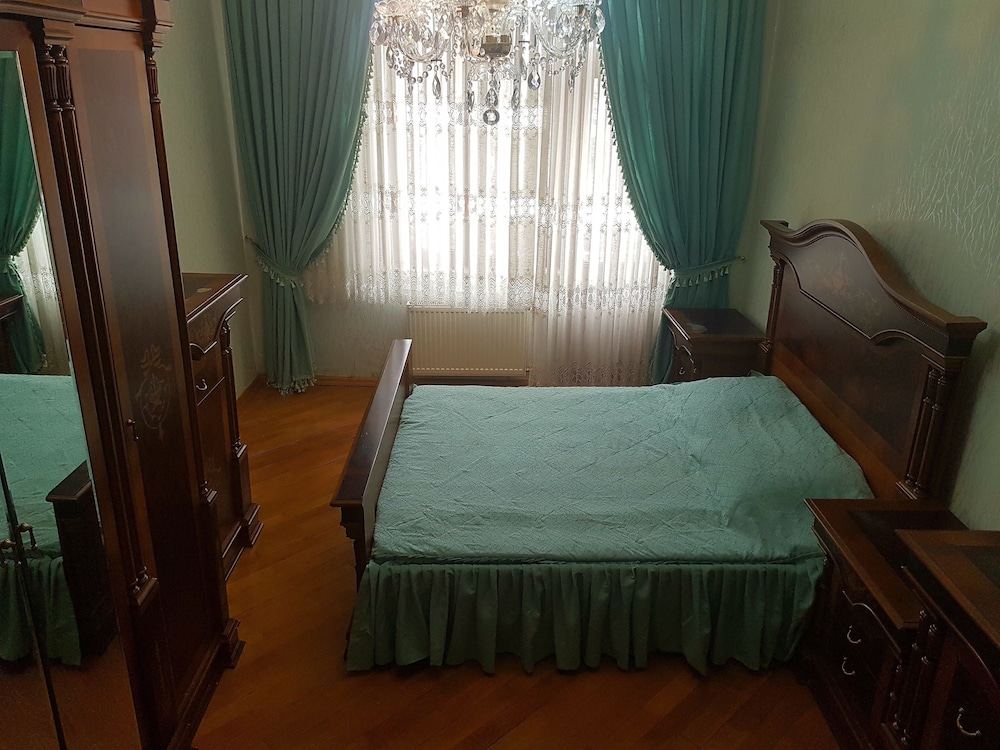 Umair Guest House