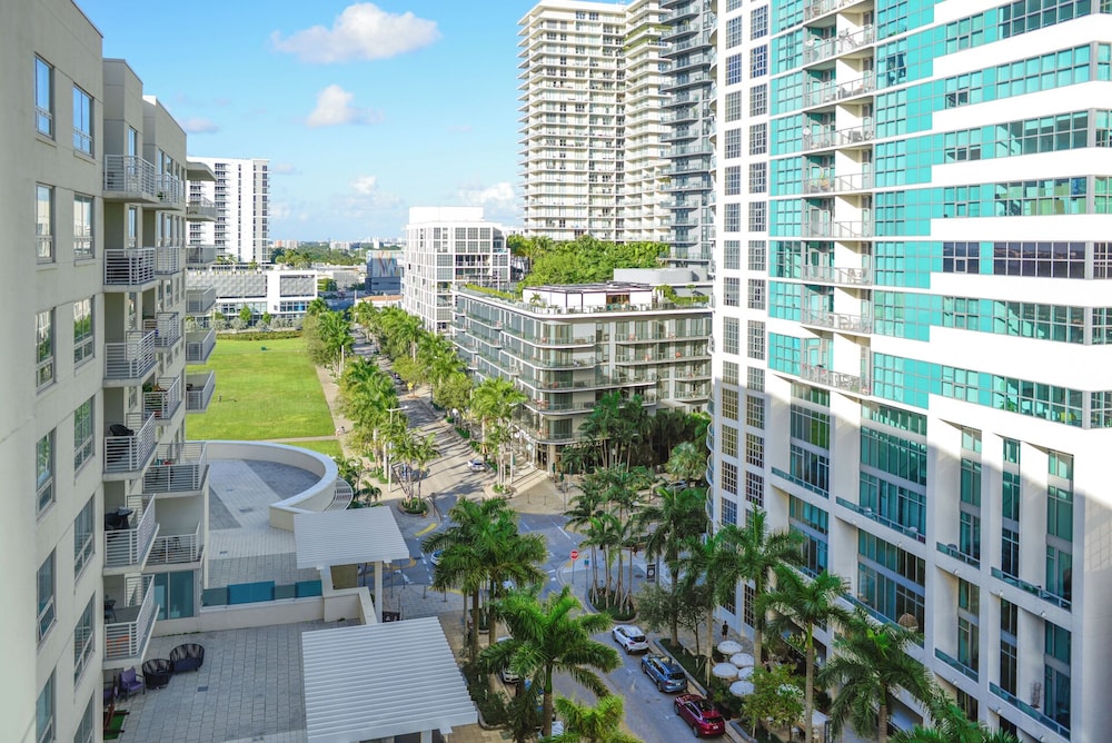 Stylish Condos in Midtown Miami