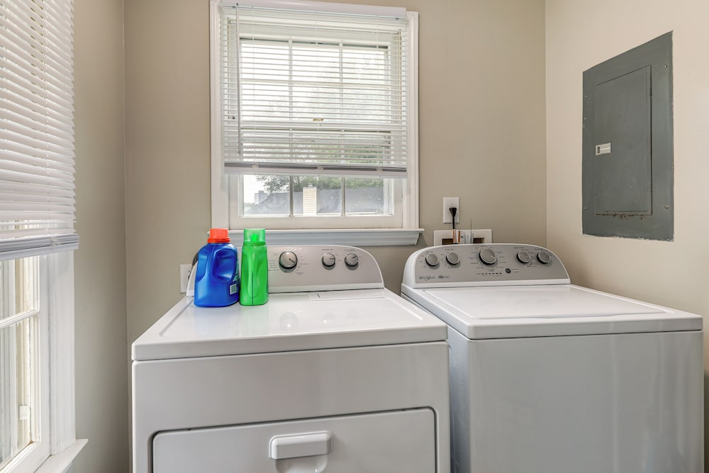 Jacksonville Home By Camp Lejeune, Beaches & More!