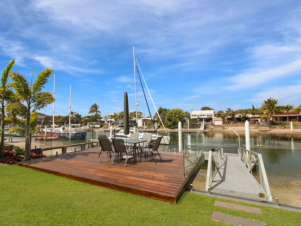 Adelong view 5